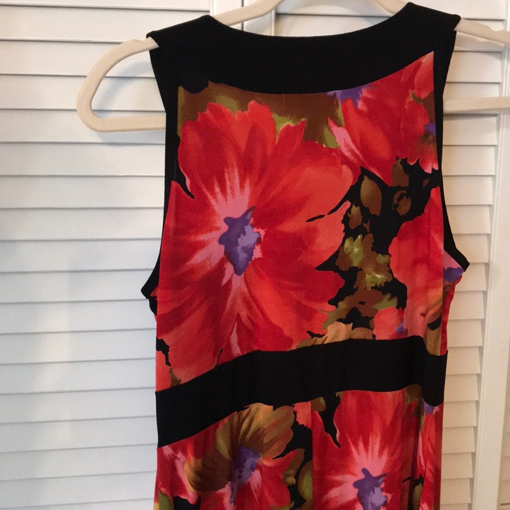 Beautiful Floral Maxi Dress - Picture 4 of 8